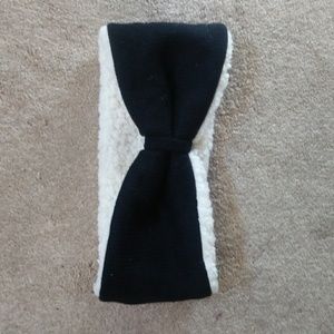 🔥 4/$20 Bearpaw fleece lined headband